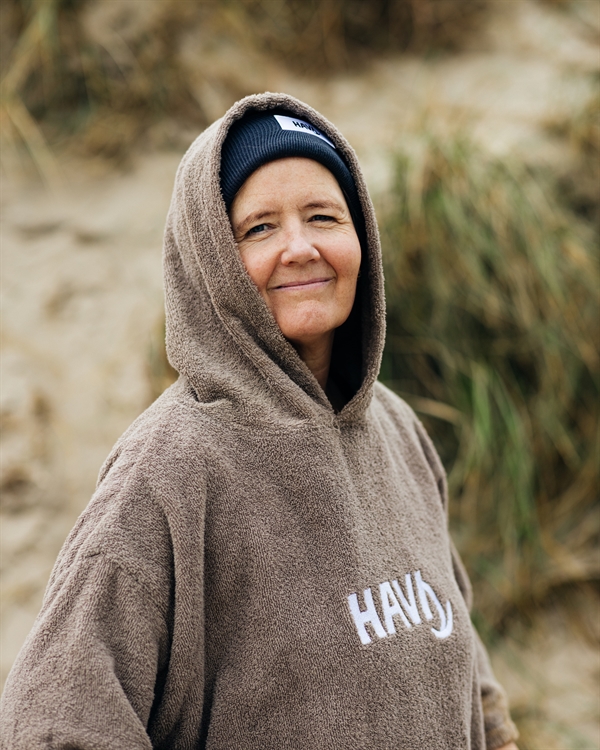 HAVS Poncho Towel - Dusty Brown